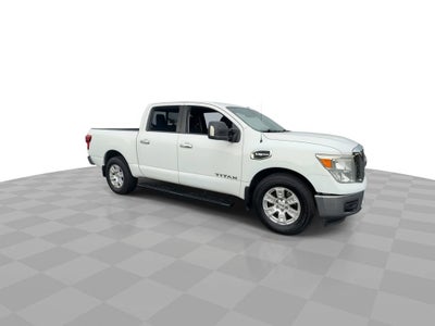 2017 Nissan Titan SV