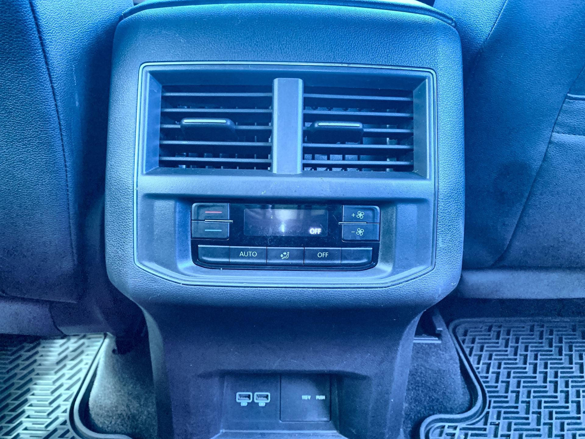 2019 Volkswagen Atlas 3.6L V6 SEL R-Line