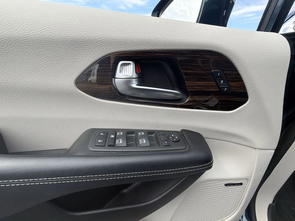2022 Chrysler Pacifica Limited