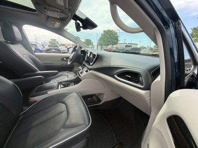 2022 Chrysler Pacifica Limited