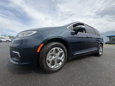 2022 Chrysler Pacifica Limited