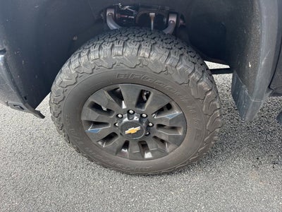 2024 Chevrolet Silverado 2500HD Custom