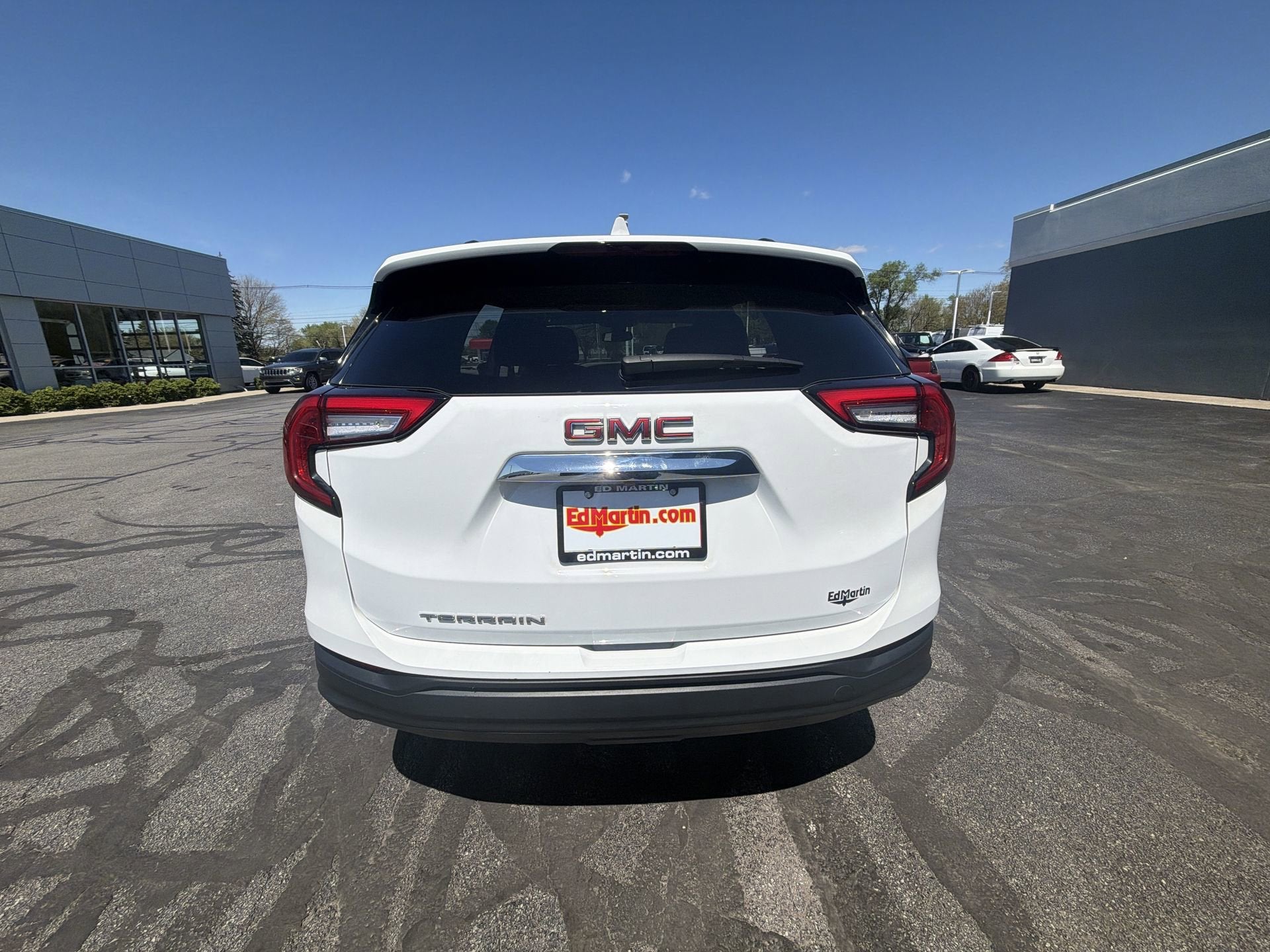 2024 GMC Terrain SLE