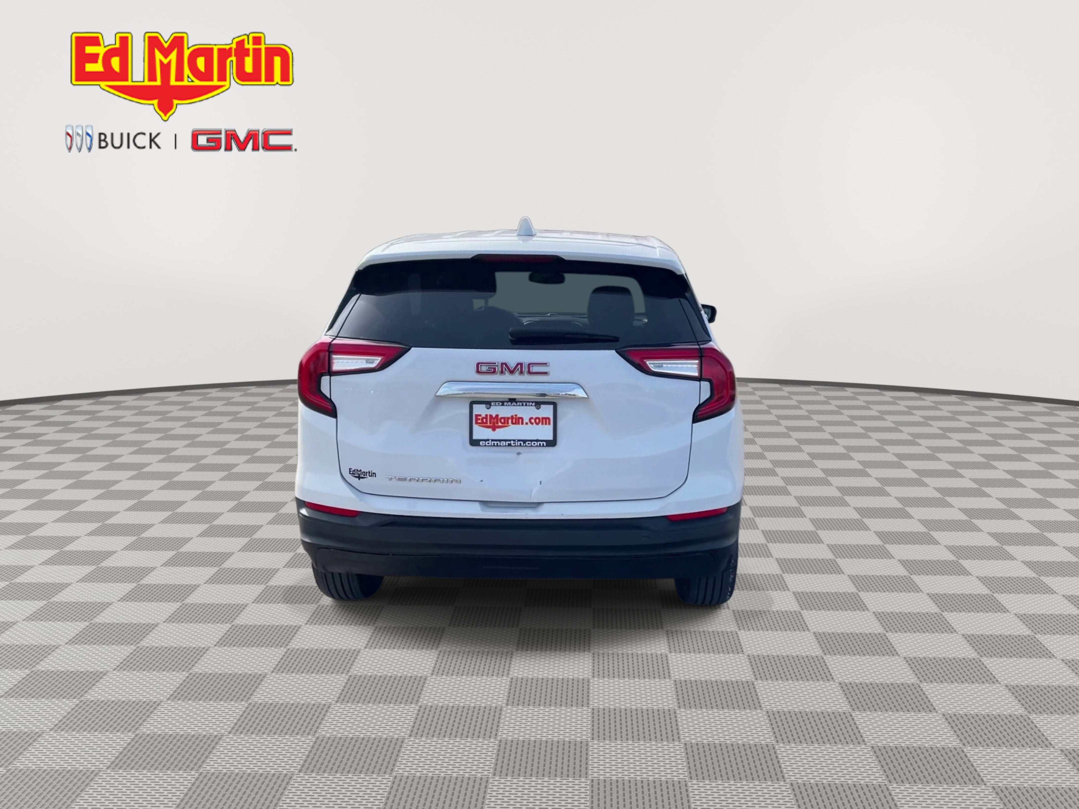2022 GMC Terrain SLE - Photo 14