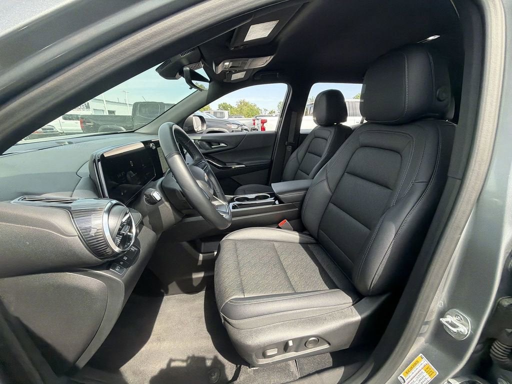 2025 Chevrolet Equinox FWD LT