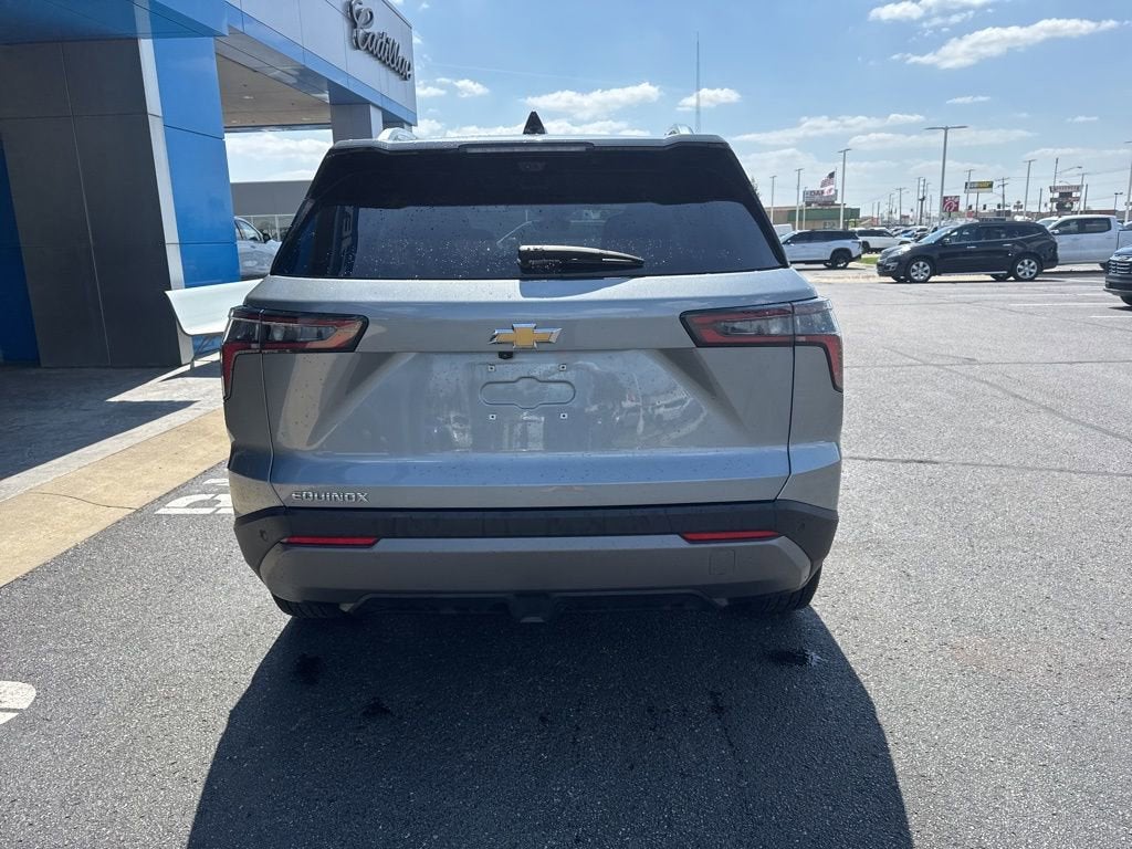 2025 Chevrolet Equinox FWD LT