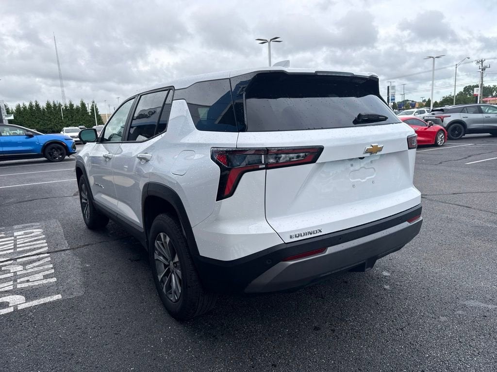 2026 Chevrolet Equinox FWD LT