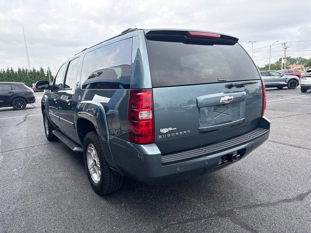 2008 Chevrolet Suburban LT with 3LT