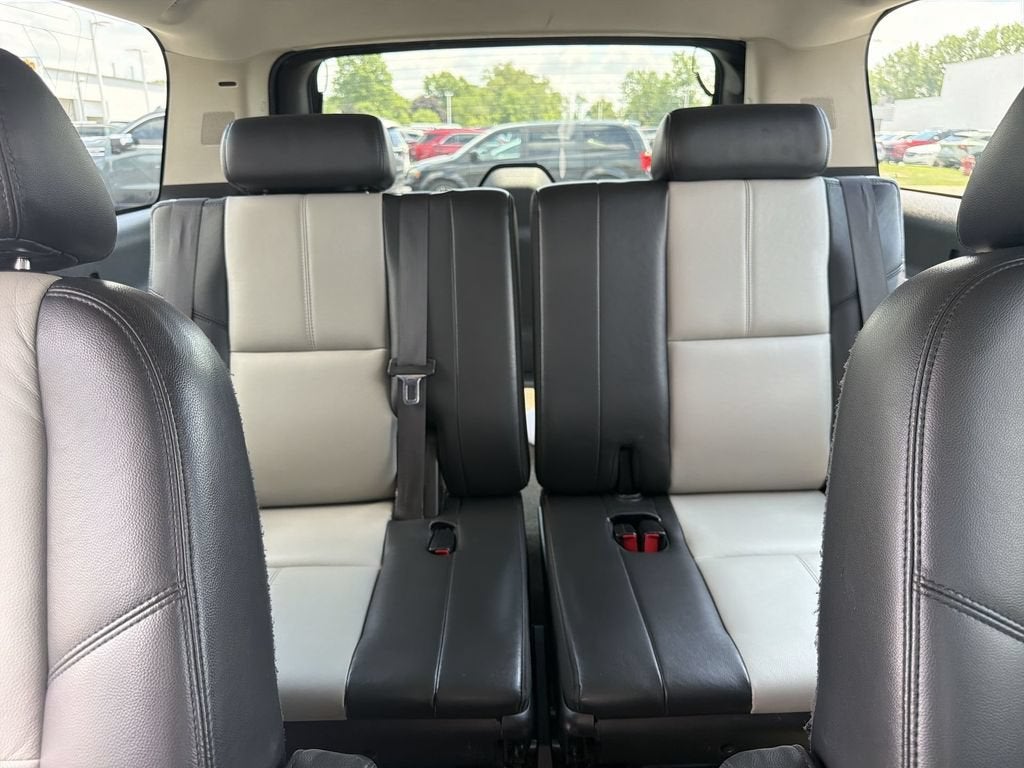 2008 Chevrolet Suburban LT with 3LT