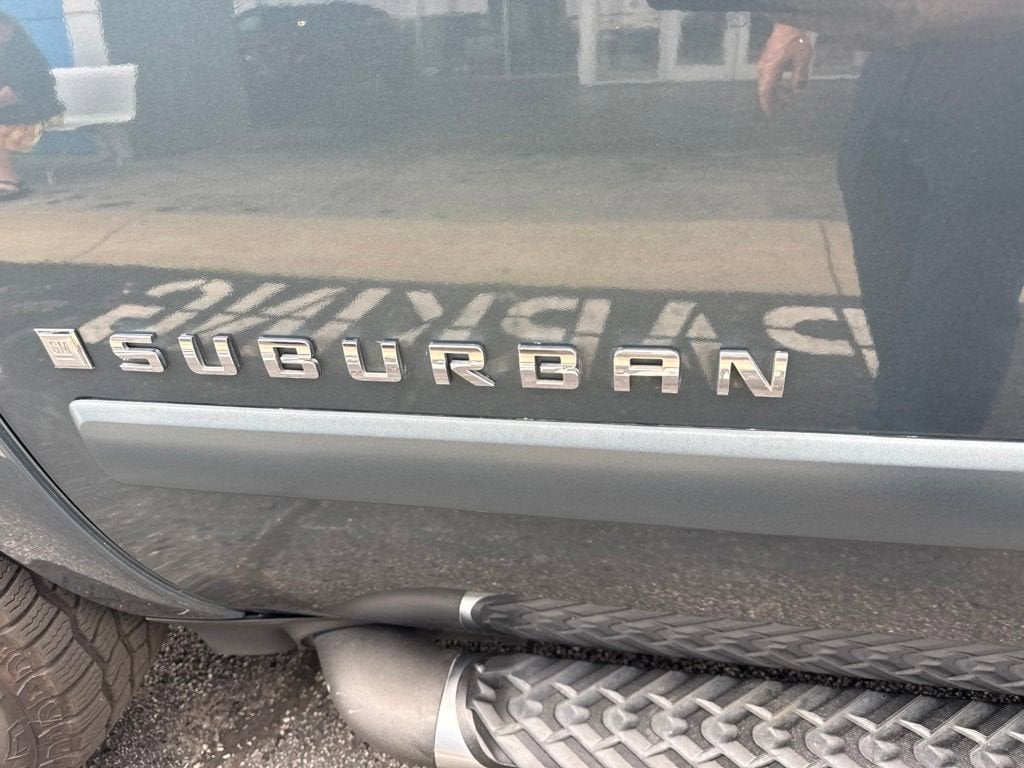 2008 Chevrolet Suburban LT with 3LT