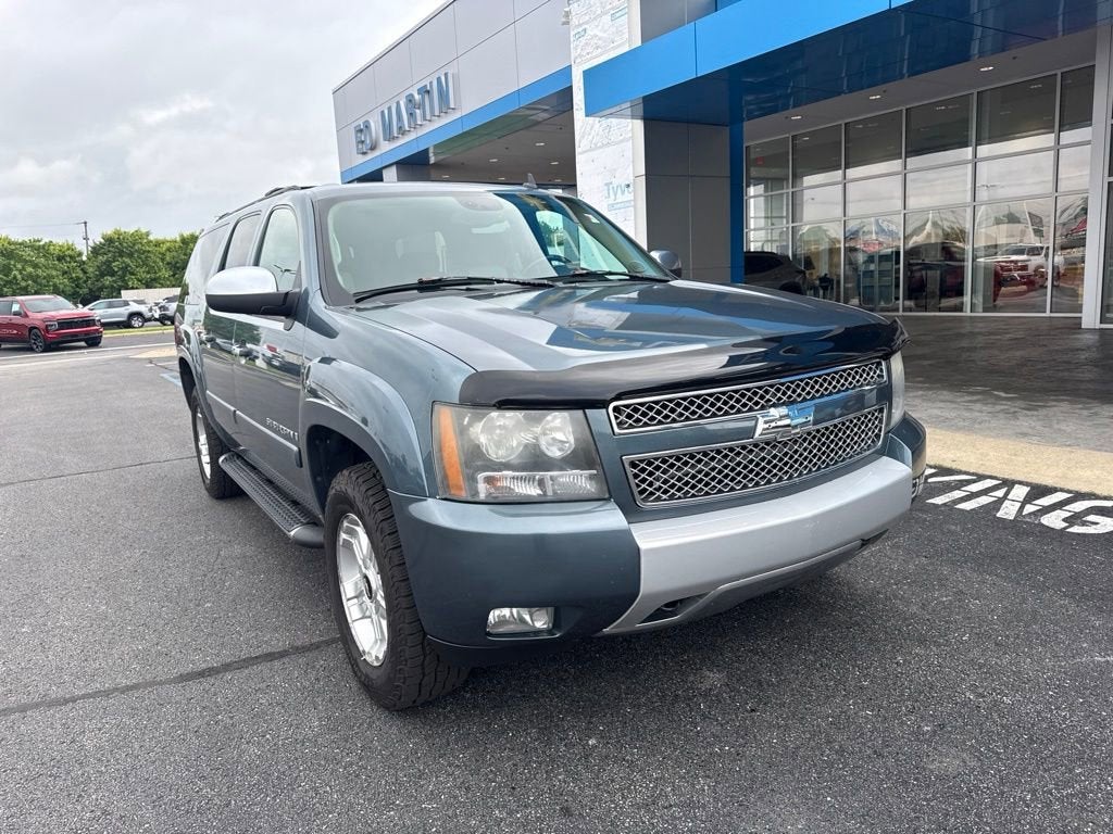 2008 Chevrolet Suburban LT with 3LT