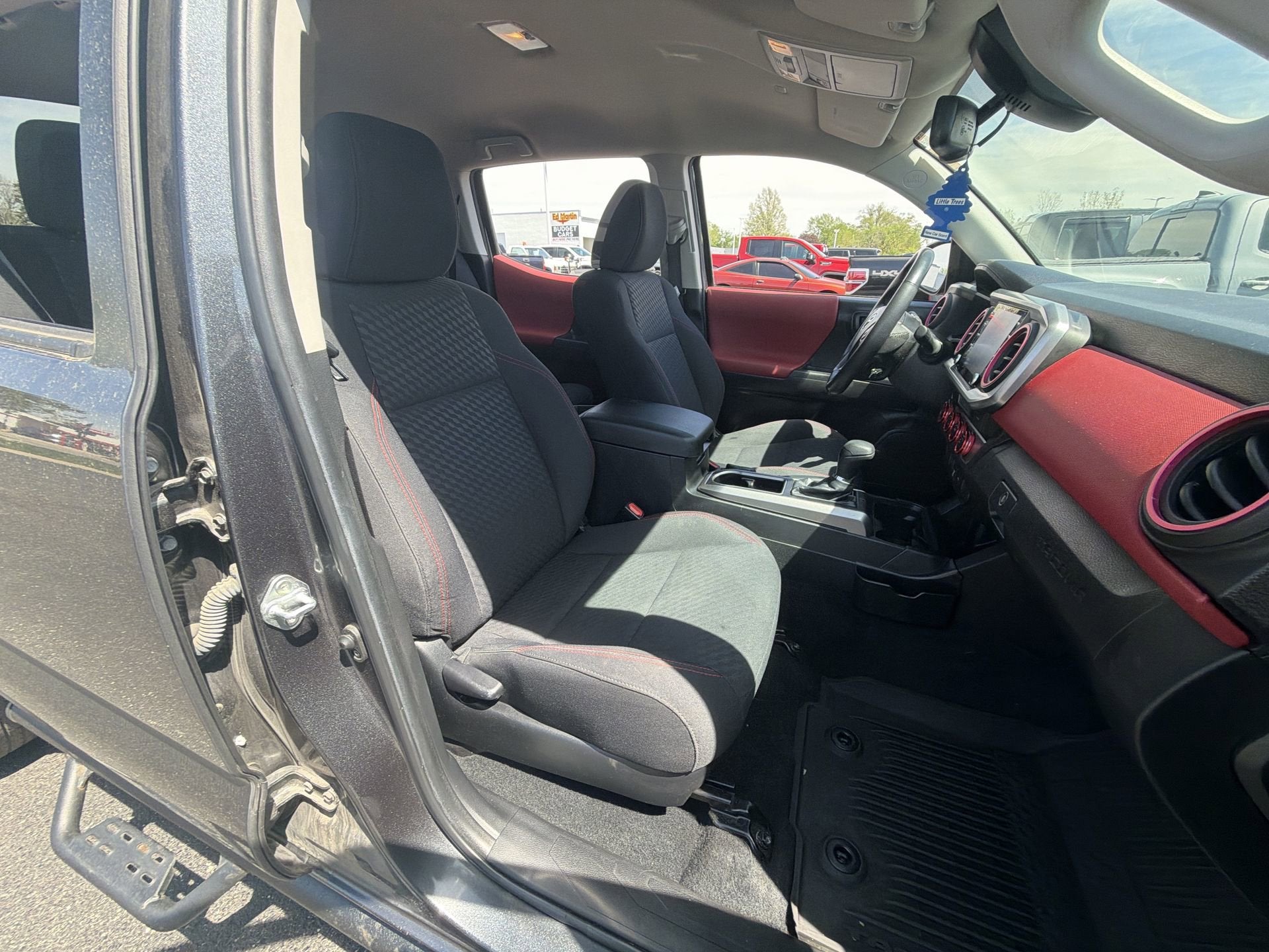 2023 Toyota Tacoma 4WD SR5