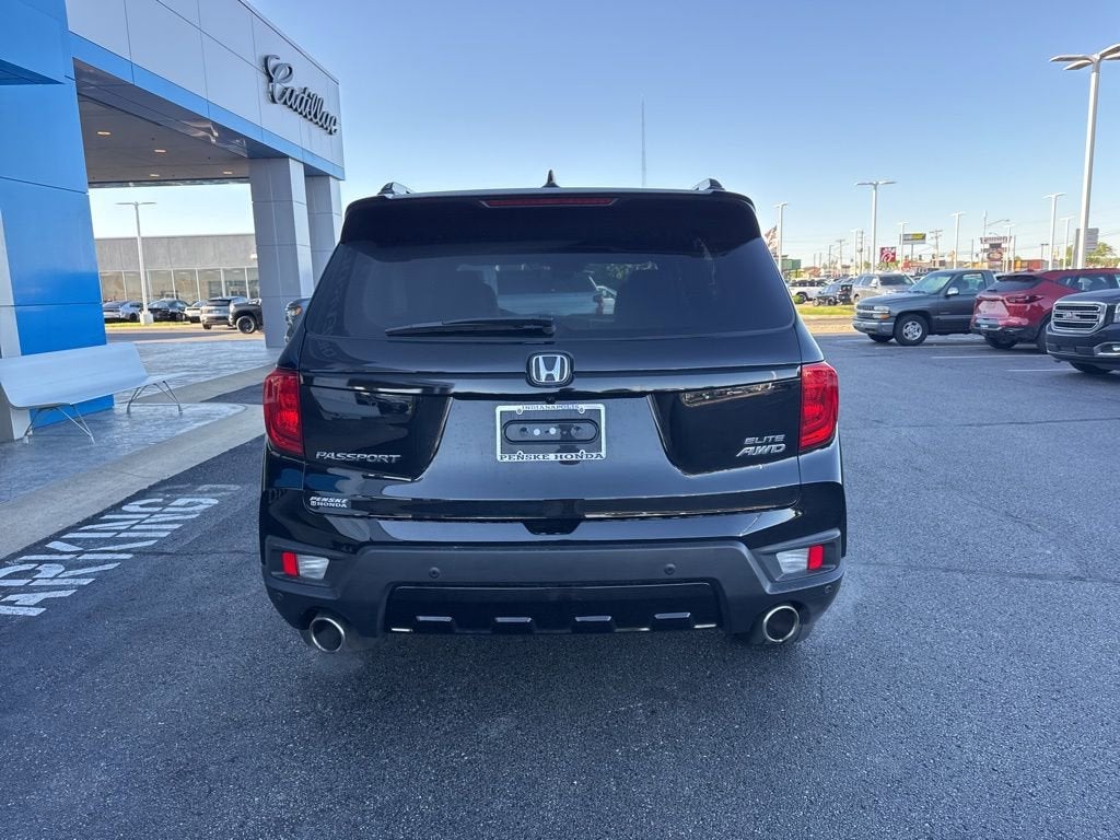 2023 Honda Passport Elite