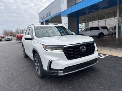 2023 Honda Pilot Touring