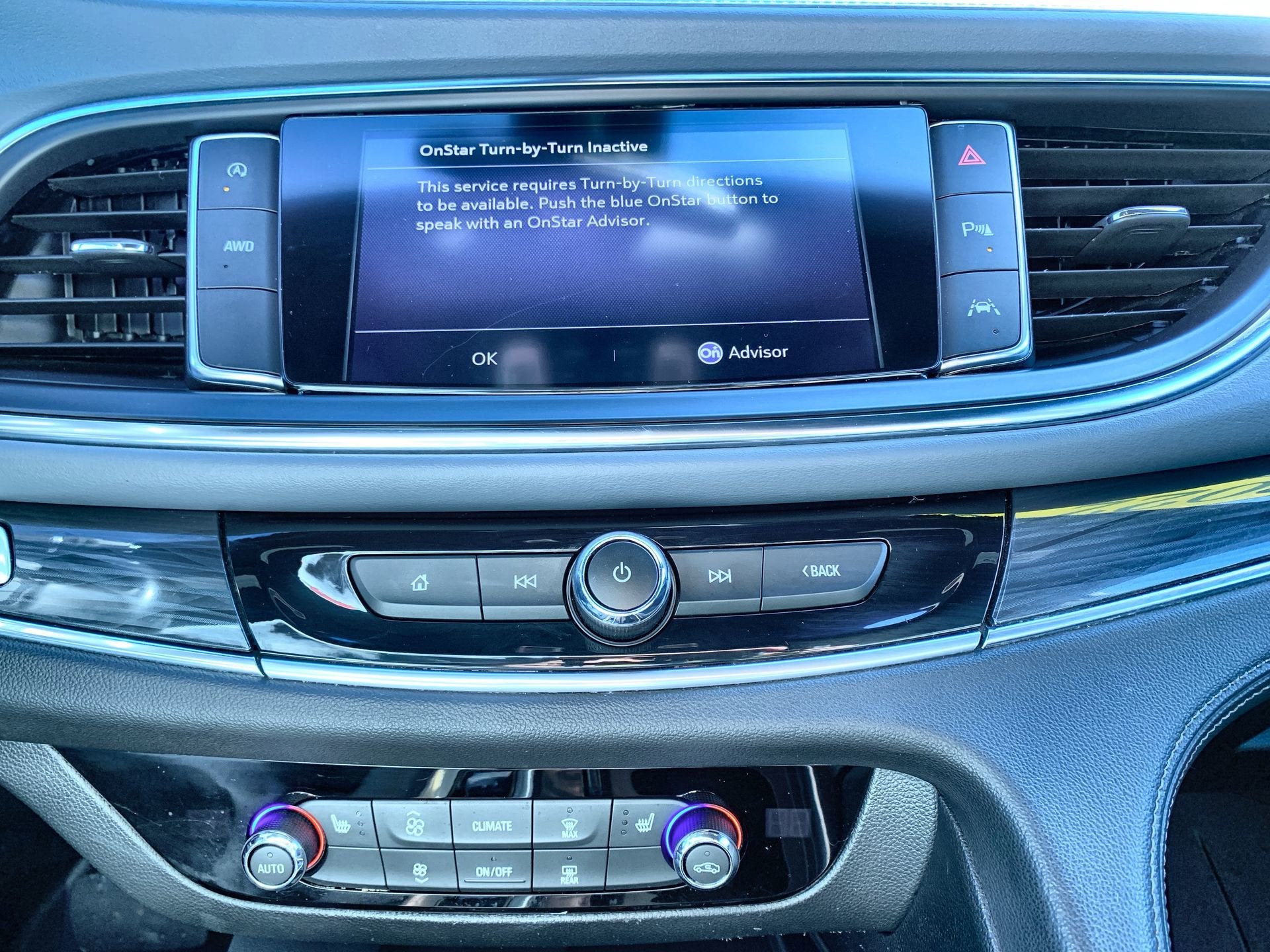 2022 Buick Enclave Essence