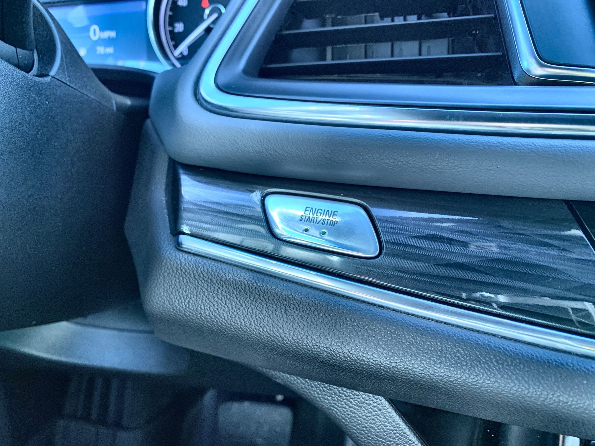 2022 Buick Enclave Essence