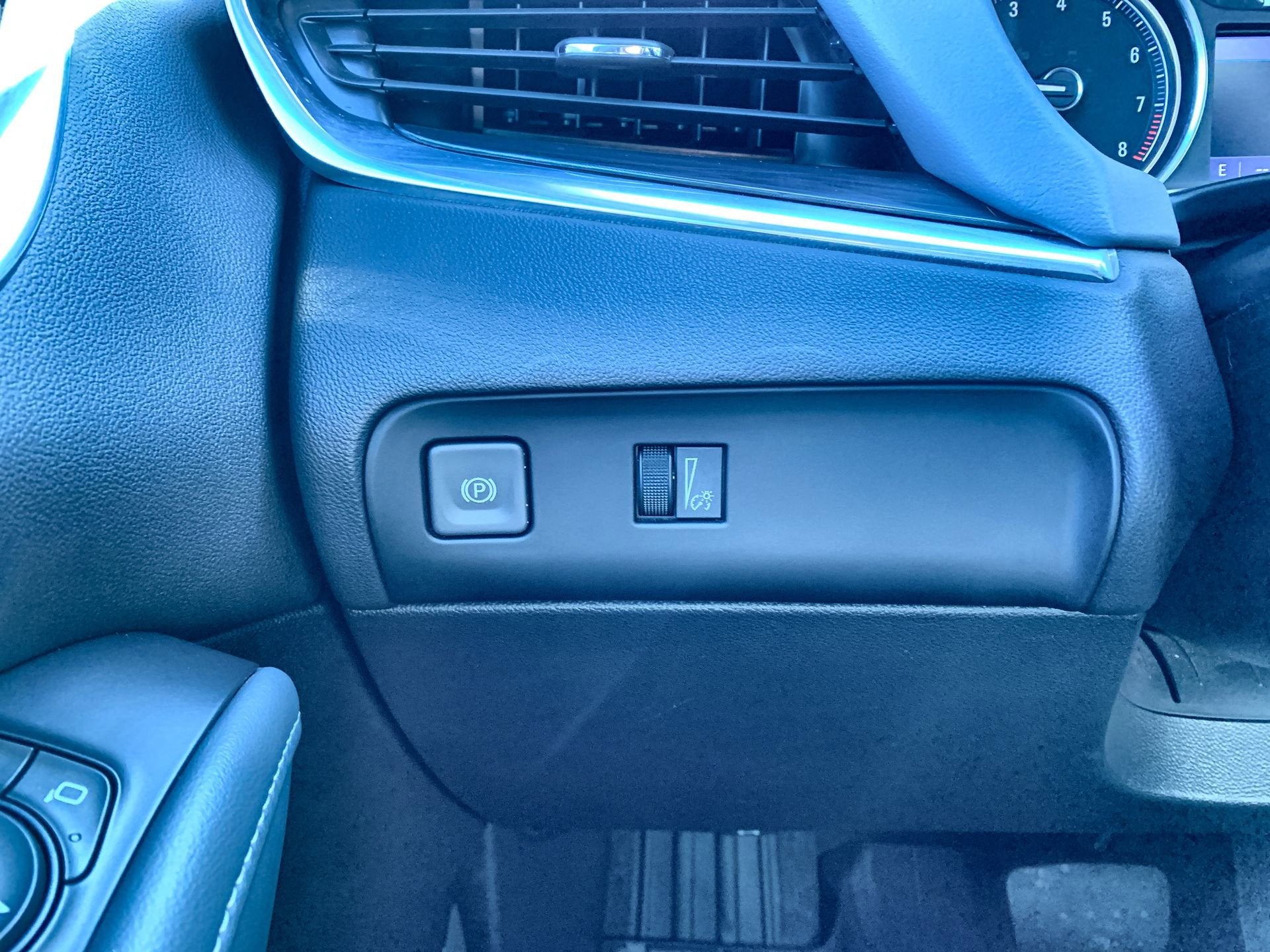 2022 Buick Enclave Essence