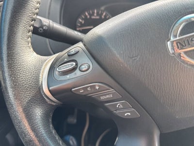 2015 Nissan Pathfinder SL