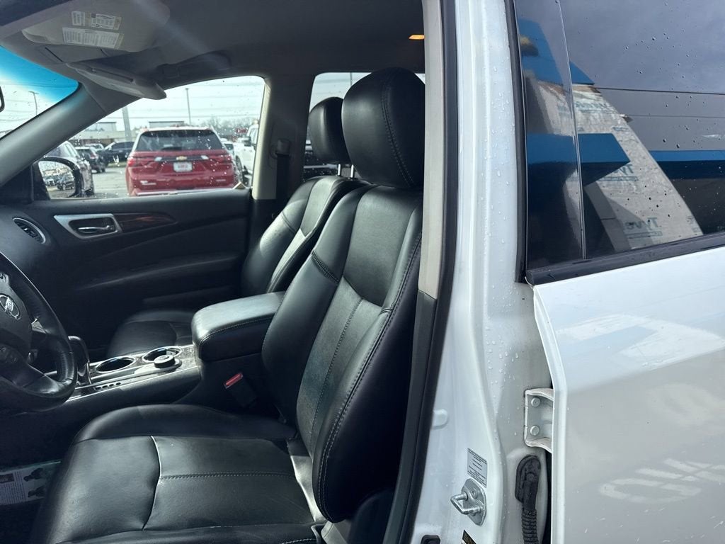 2015 Nissan Pathfinder SL