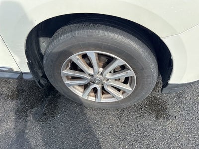 2015 Nissan Pathfinder SL