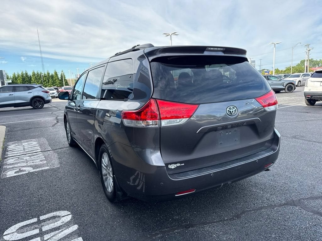 2014 Toyota Sienna XLE