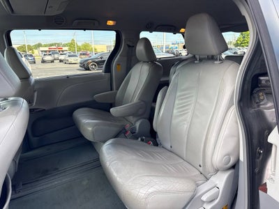 2014 Toyota Sienna XLE