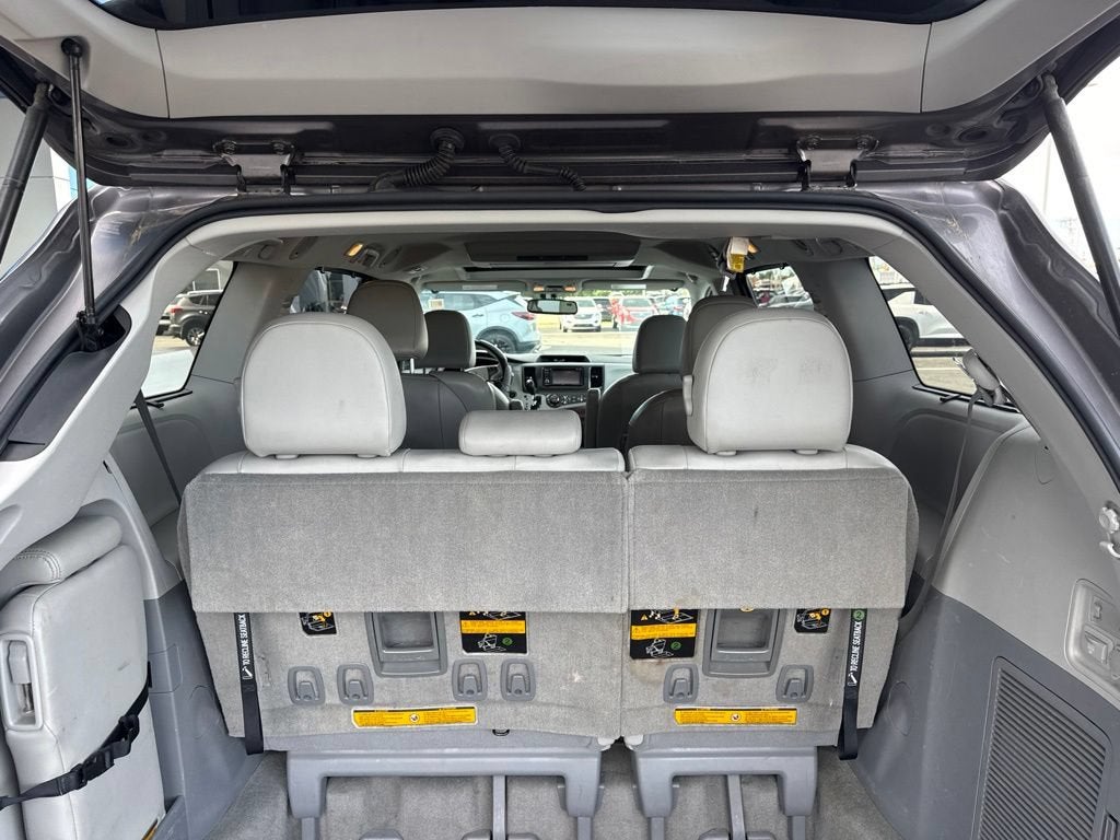 2014 Toyota Sienna XLE