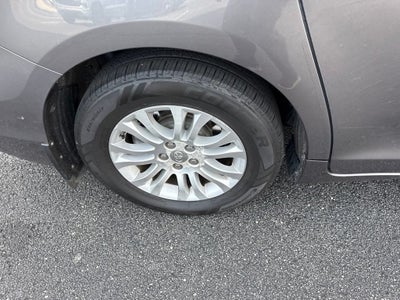 2014 Toyota Sienna XLE
