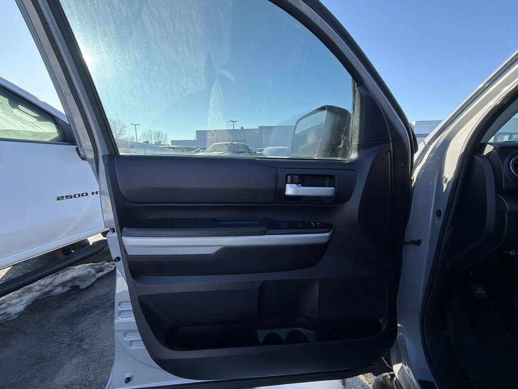 2020 Toyota Tundra 4WD SR5