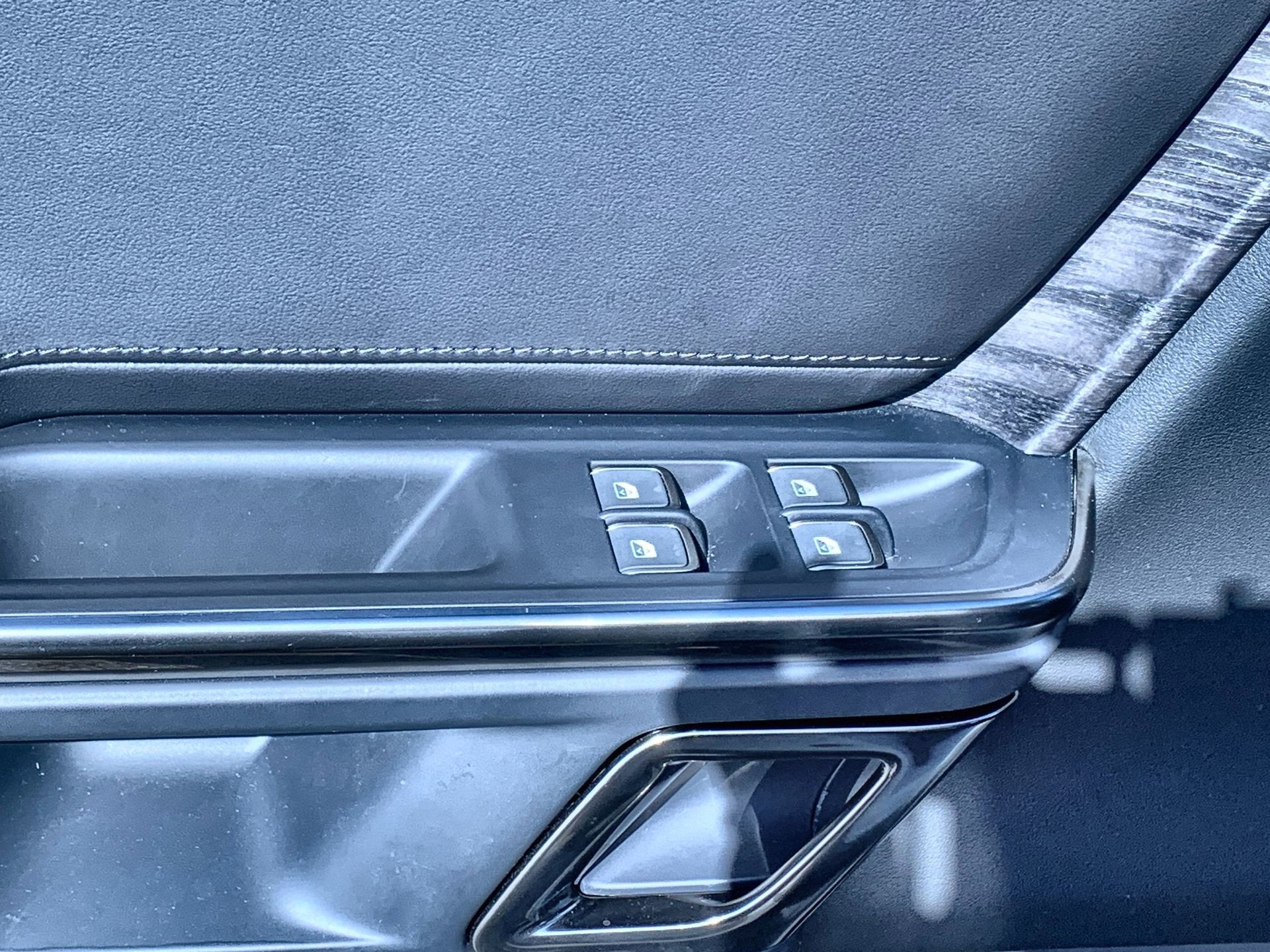 2022 Rivian R1T Adventure Package