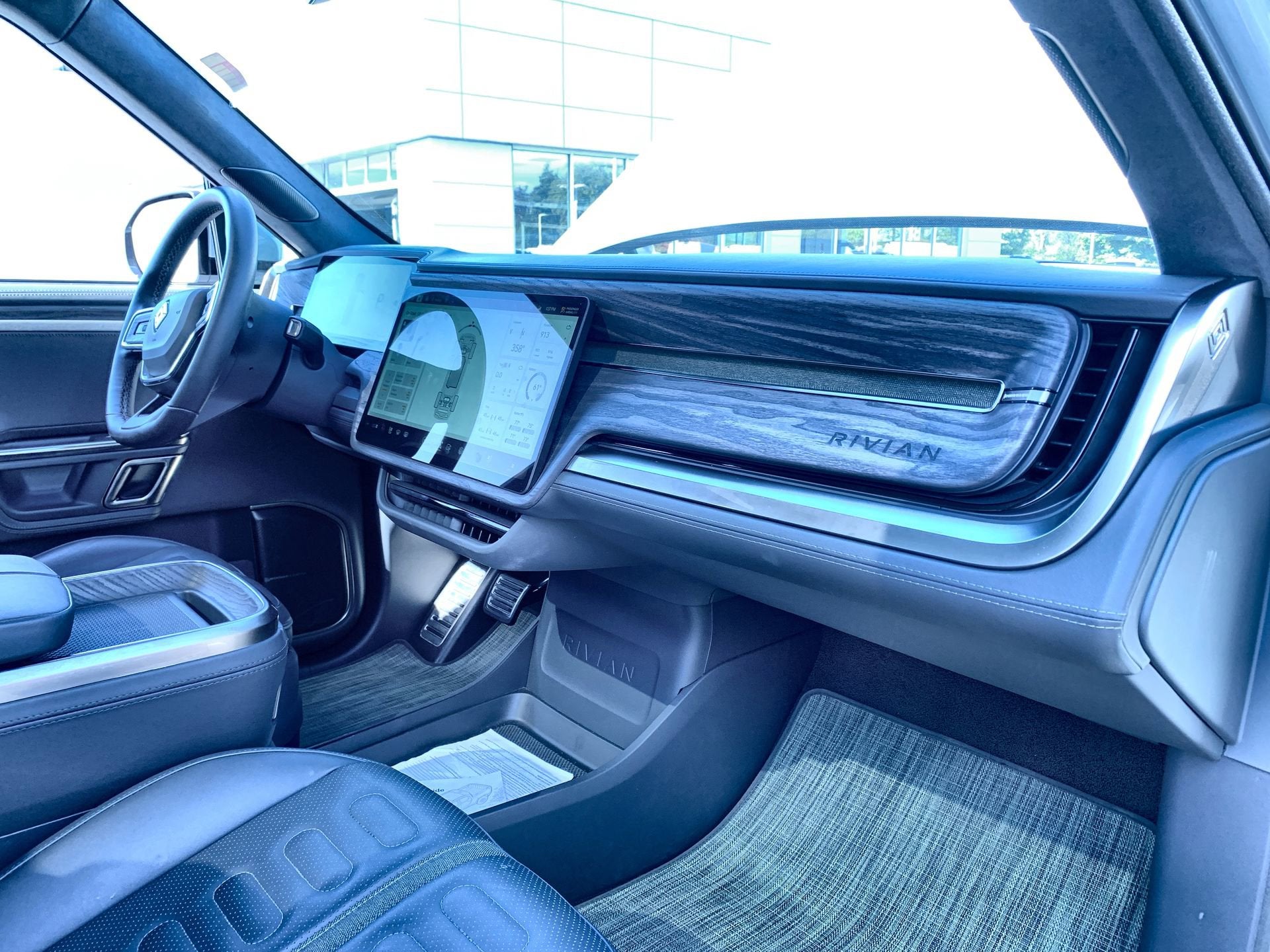 2022 Rivian R1T Adventure Package