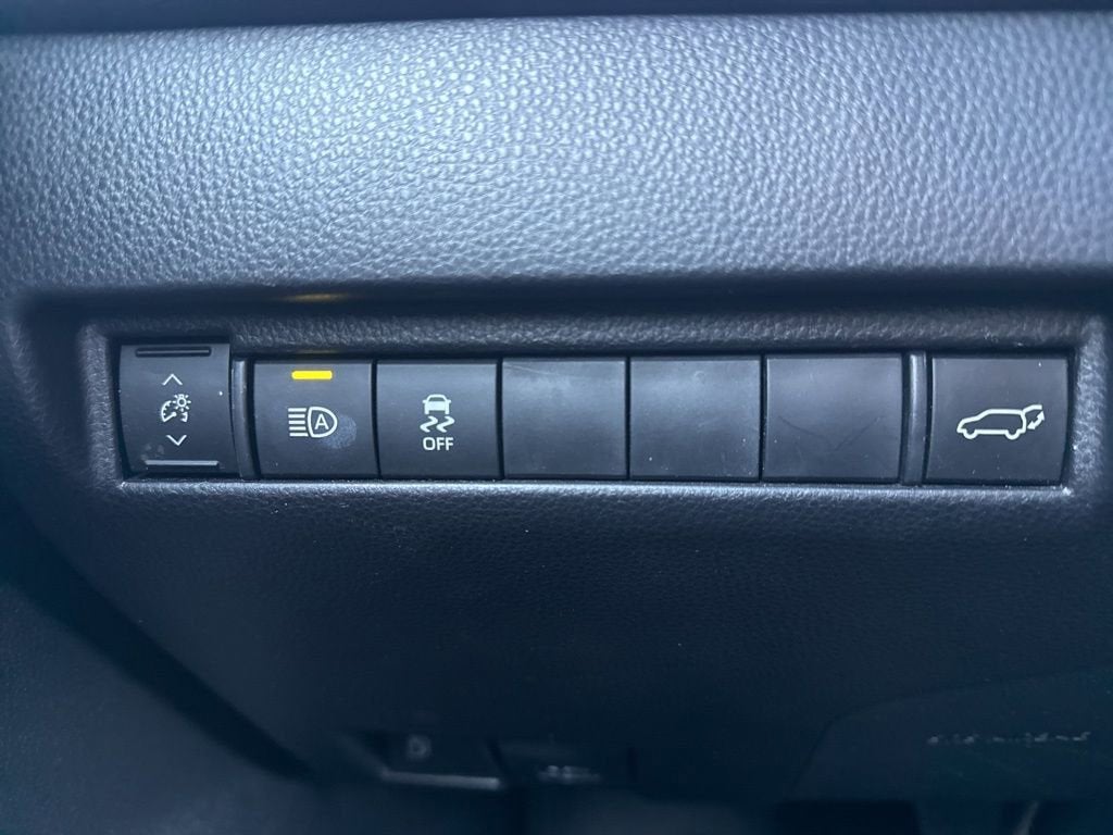 2022 Toyota Venza XLE