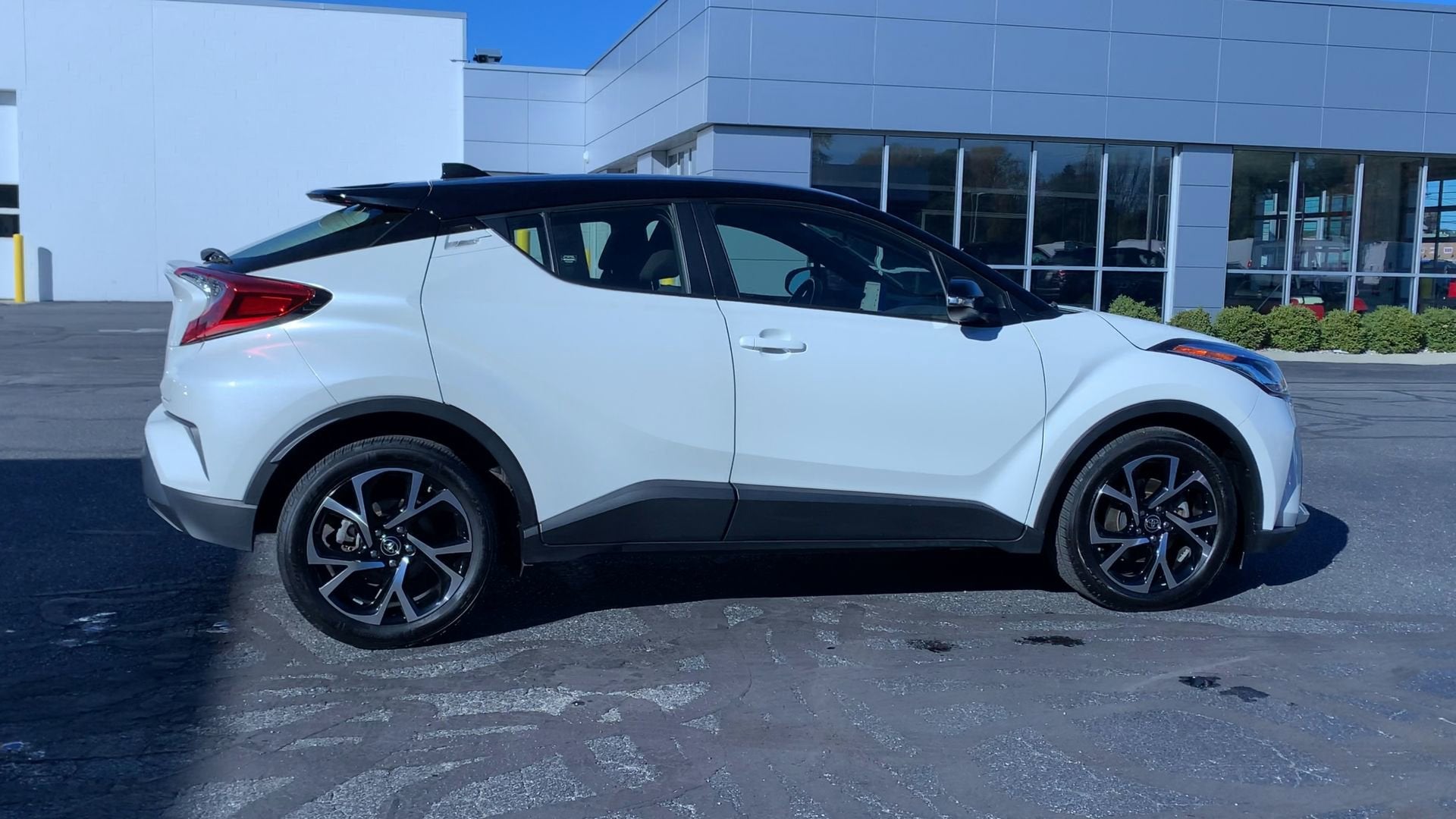 2020 Toyota C-HR XLE