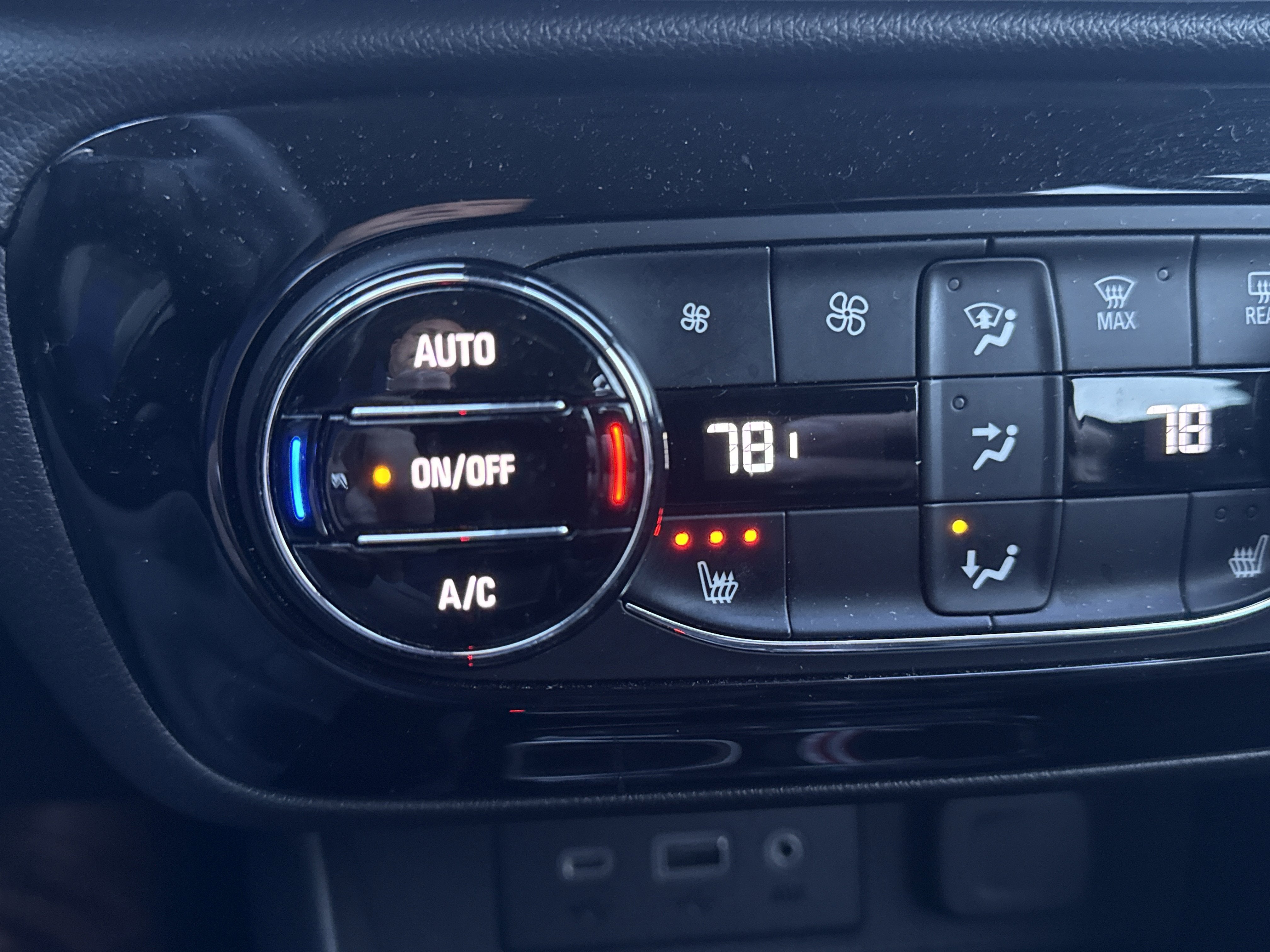 2020 Buick Encore GX Essence