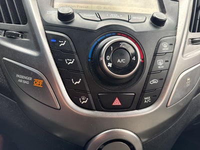 2012 Hyundai Veloster with Gray Int