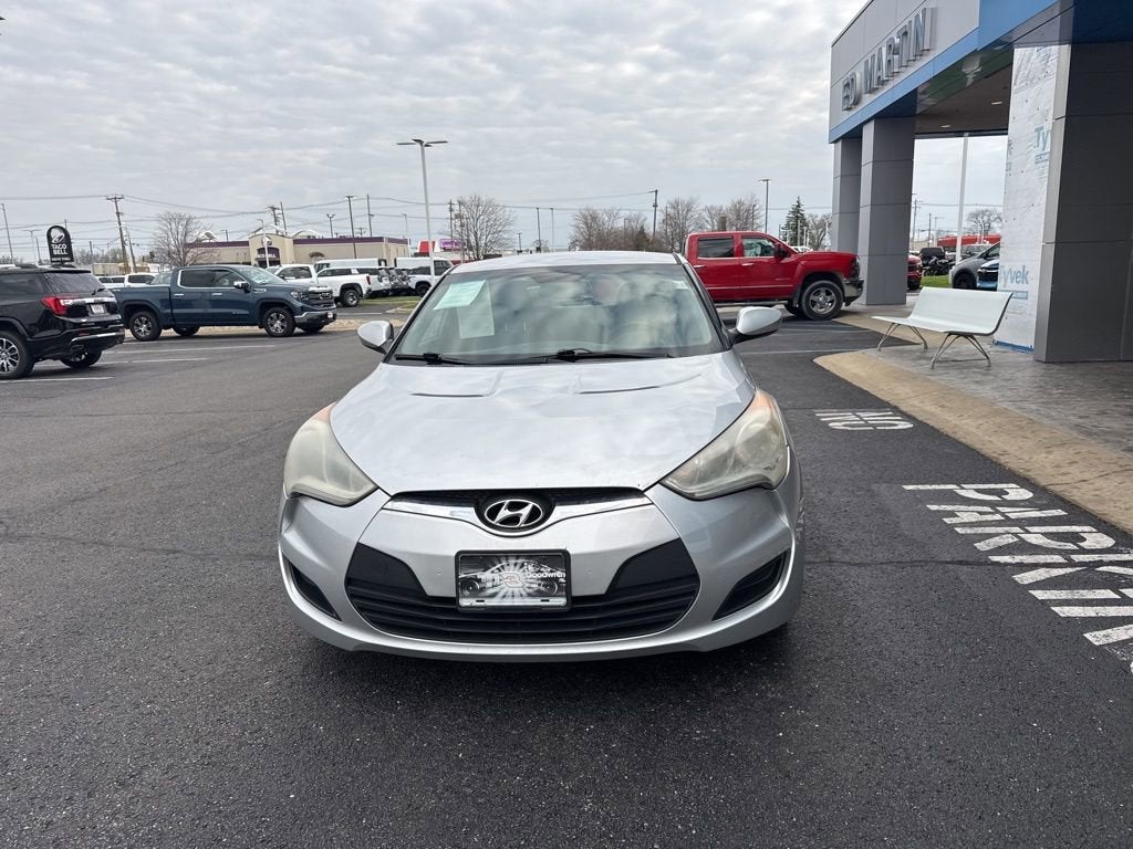 2012 Hyundai Veloster with Gray Int