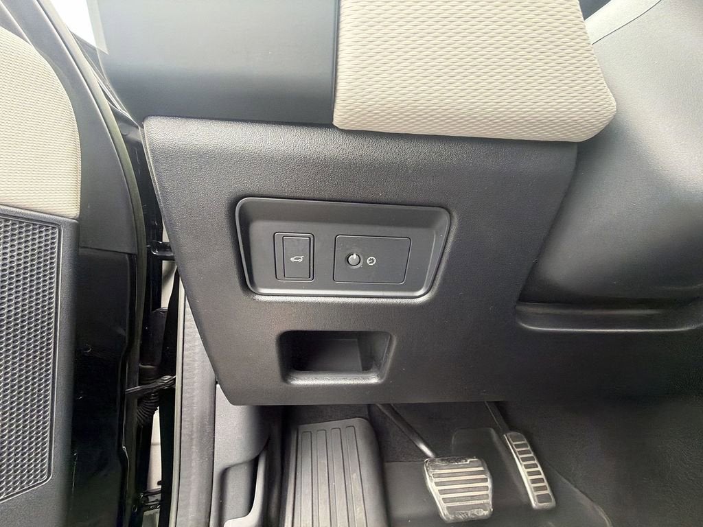 2023 Land Rover Discovery S R-Dynamic