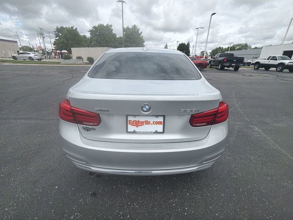 2016 BMW 3 Series 328i xDrive