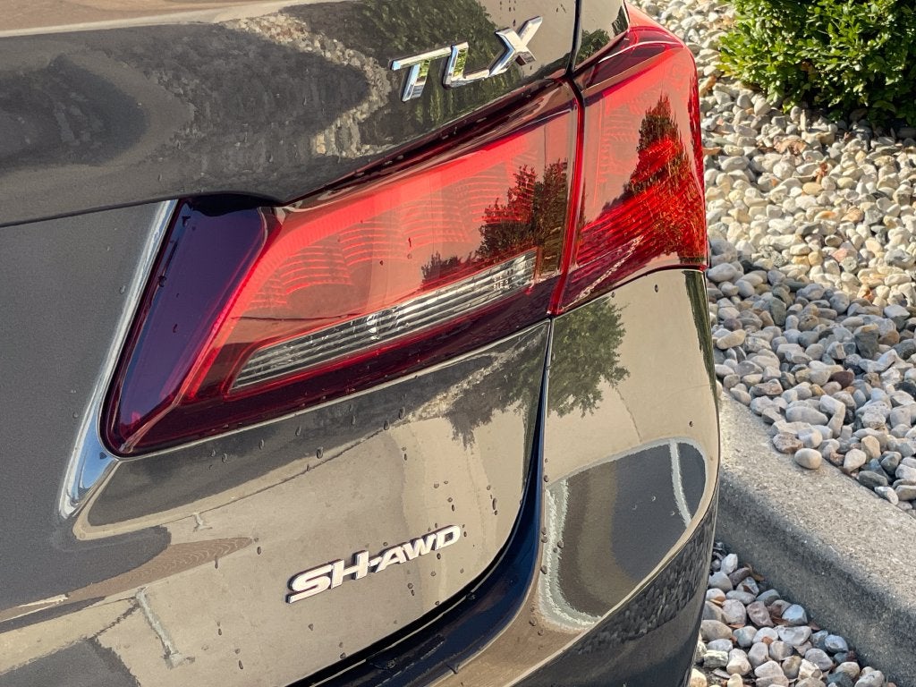 2016 Acura TLX 3.5L V6 SH-AWD w/Technology Package