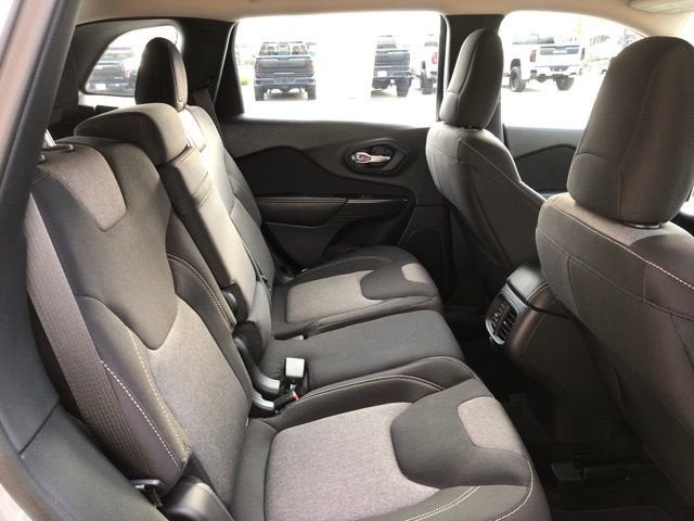 2015 Jeep Cherokee Sport