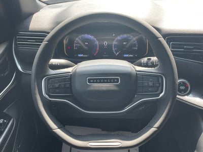 2024 Jeep Wagoneer Base