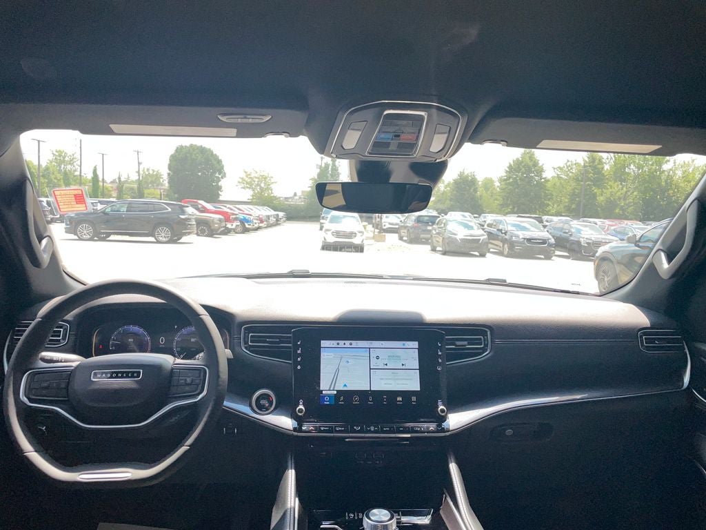 2024 Jeep Wagoneer Base