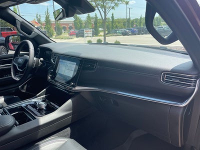 2024 Jeep Wagoneer Base
