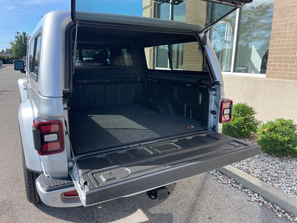 2022 Jeep Gladiator Overland