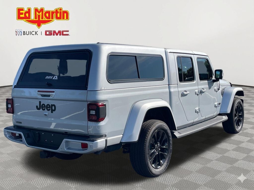 2022 Jeep Gladiator Overland