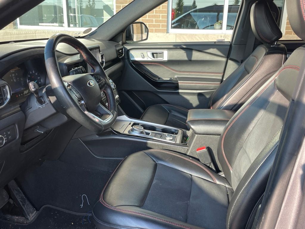2022 Ford Explorer ST-Line