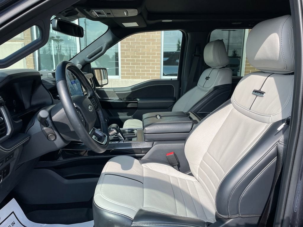 2022 Ford F-150 Lightning Platinum