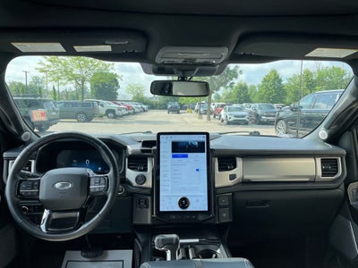 2022 Ford F-150 Lightning Platinum