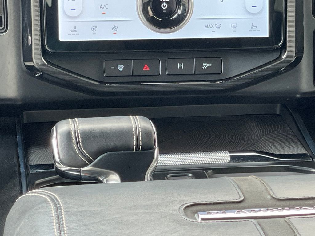2022 Ford F-150 Lightning Platinum