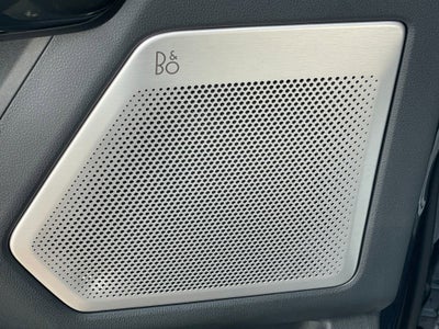 2022 Ford F-150 Lightning Platinum